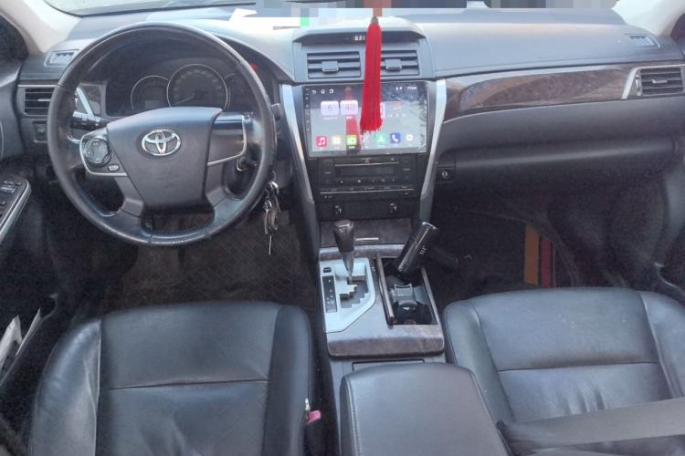 Used Toyota Camry 2015 2.0G Premier Edition Center Console