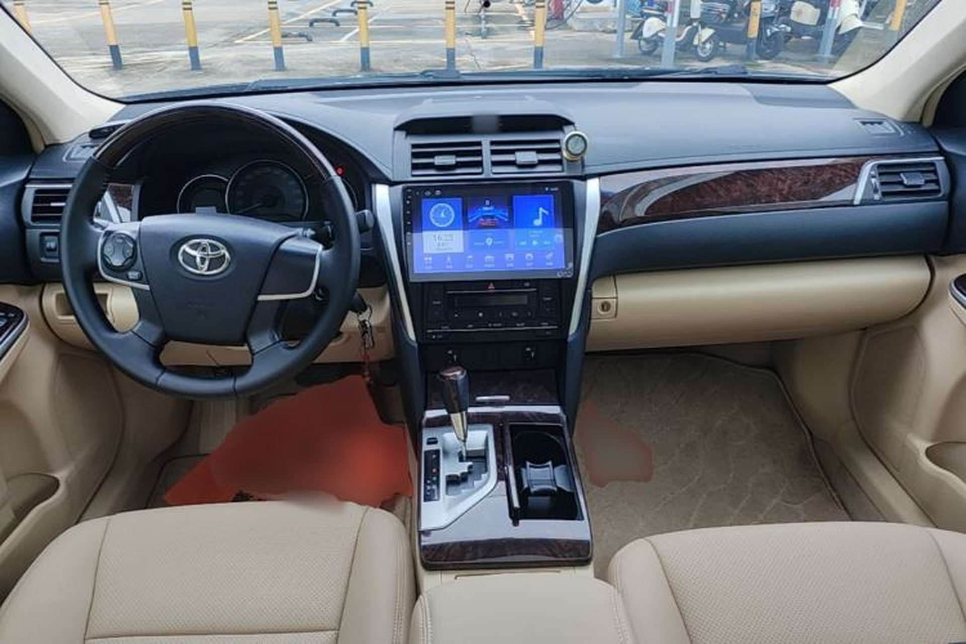 Used Toyota Camry 2015 2.0G Premier Edition Center Console