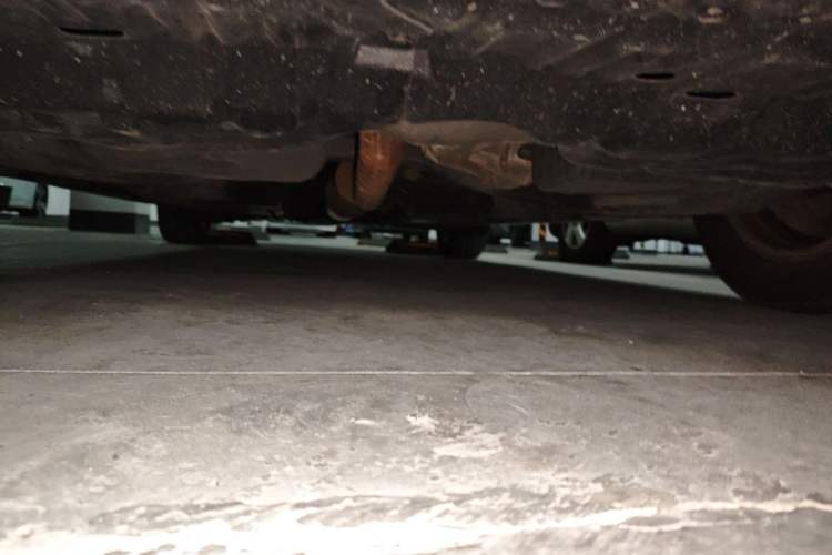Used Toyota Camry 2015 2.0G Premier Edition Chassis Front