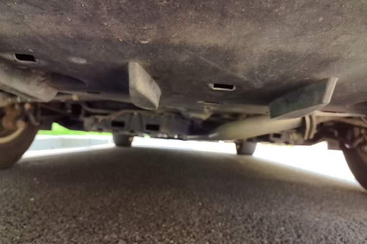 Used Toyota Camry 2015 2.0G Premier Edition Chassis Rear