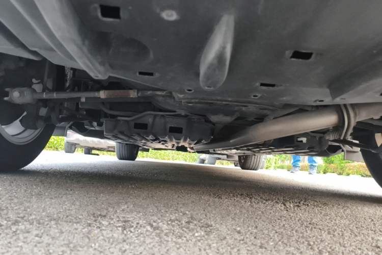 Used Toyota Camry 2015 2.0G Premier Edition Chassis Rear