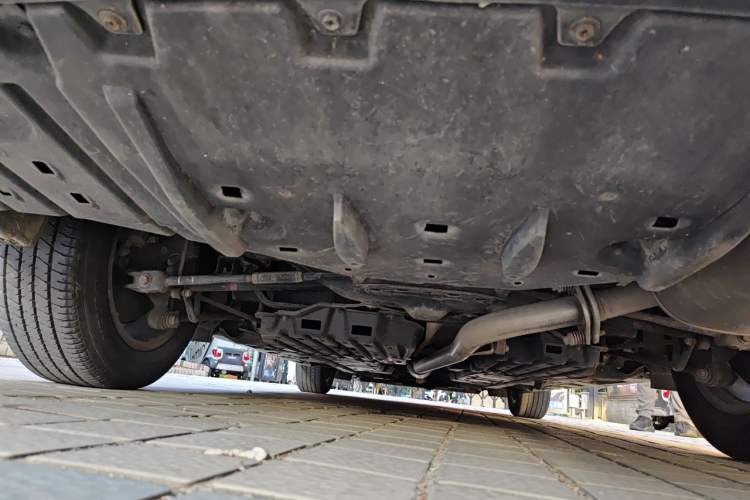 Used Toyota Camry 2015 2.0G Premier Edition Chassis Rear