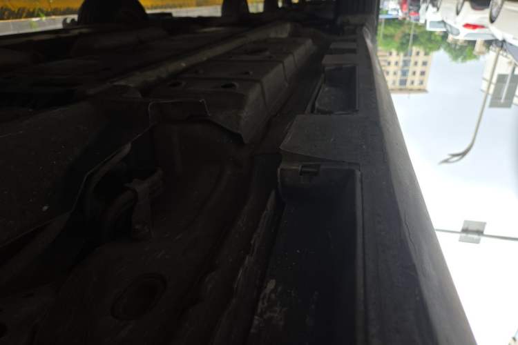 Used Toyota Camry 2015 2.0G Premier Edition Chassis Rear Left