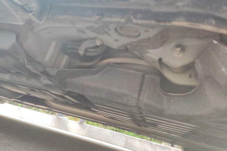 Used Toyota Camry 2015 2.0G Premier Edition Chassis Rear Left