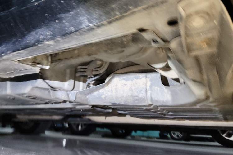 Used Toyota Camry 2015 2.0E Elite Edition Chassis Rear Left