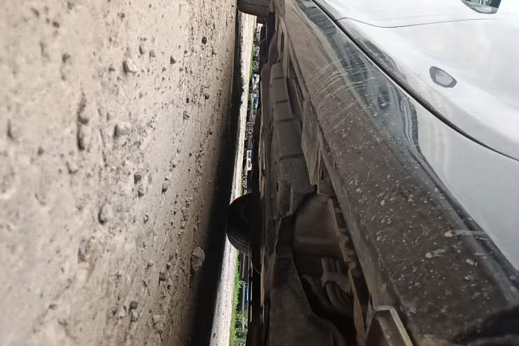 Used Toyota Camry 2015 2.0G Premier Edition Chassis Rear Left