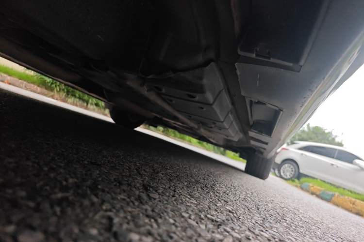 Used Toyota Camry 2015 2.0G Premier Edition Chassis Rear Right