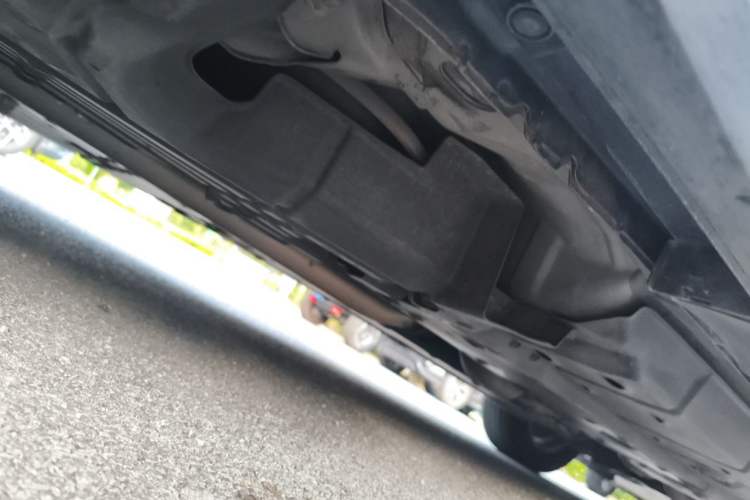 Used Toyota Camry 2015 2.0G Premier Edition Chassis Rear Right