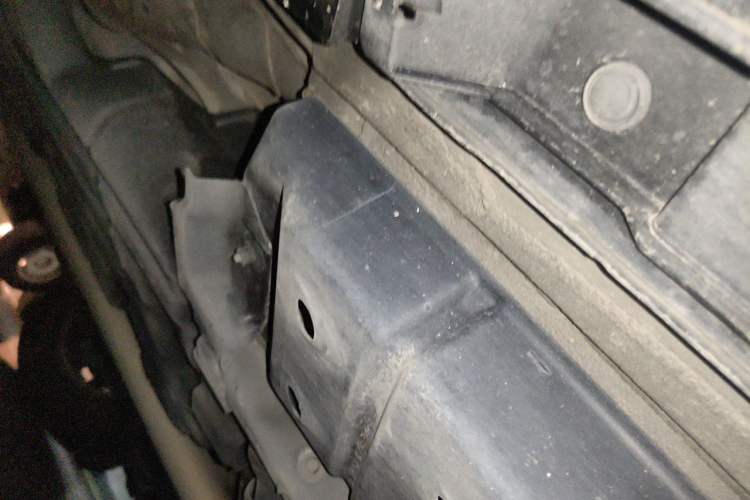 Used Toyota Camry 2015 2.0G Premier Edition Chassis Rear Right
