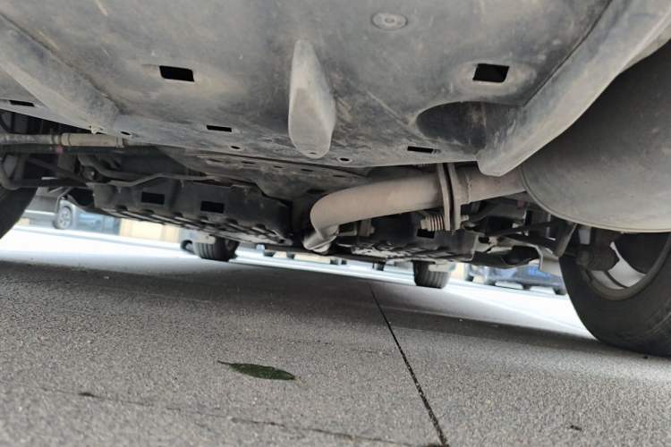 Used Toyota Camry 2015 2.0G Premier Edition Chassis Rear