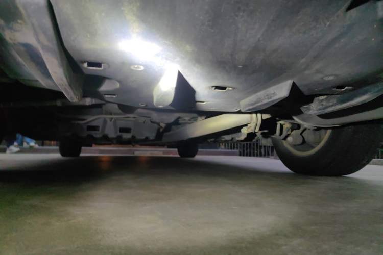 Used Toyota Camry 2015 2.0G Premier Edition Chassis Rear