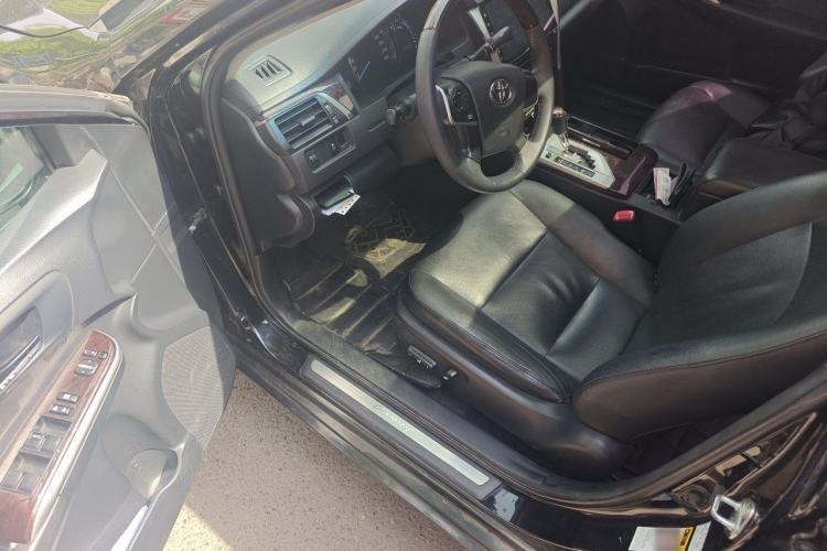 Used Toyota Camry 2015 2.0G Premier Edition Driver Seat