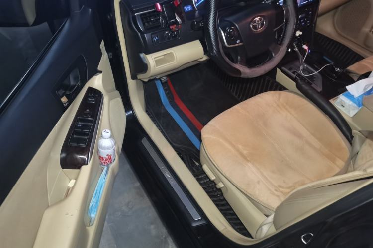 Used Toyota Camry 2015 2.0G Premier Edition Driver Seat