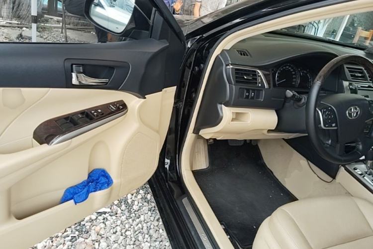 Used Toyota Camry 2015 2.5G Luxury Navigation Edition Driver Seat