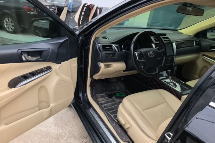 Used Toyota Camry 2015 2.0G Premier Edition Driver Seat