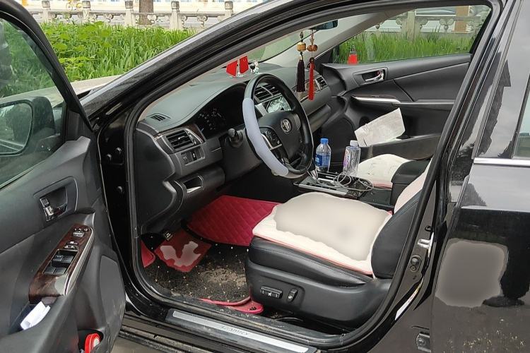 Used Toyota Camry 2015 2.0G Premier Edition Driver Seat