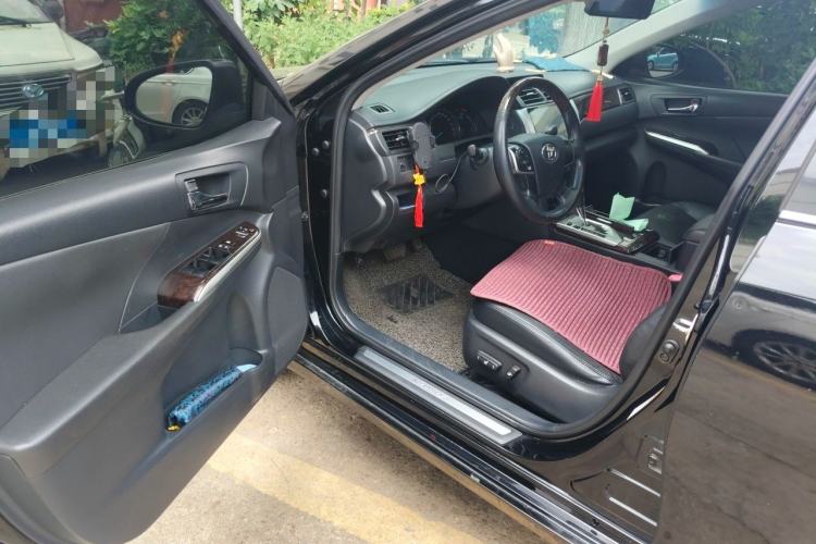 Used Toyota Camry 2015 2.0G Premier Edition Driver Seat