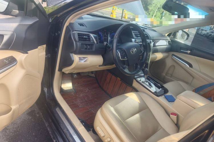 Used Toyota Camry 2015 Dual-Engine 2.5 HG Luxury Navigation Edition Driver Seat
