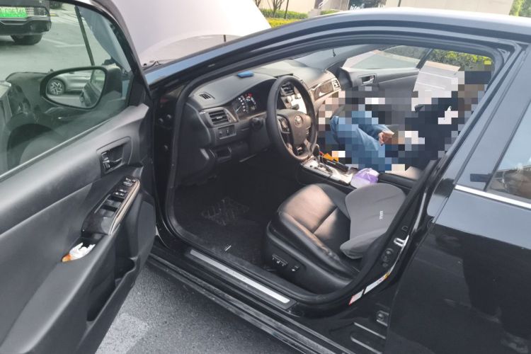 Used Toyota Camry 2015 2.0G Premier Edition Driver Seat