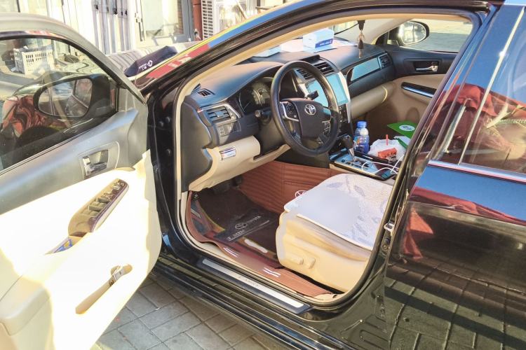 Used Toyota Camry 2015 2.0G Premier Edition Driver Seat