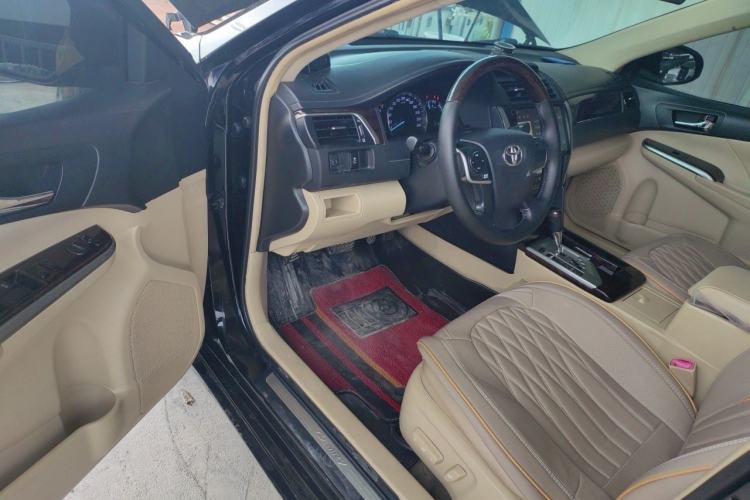 Used Toyota Camry 2015 2.0G Premier Edition Driver Seat