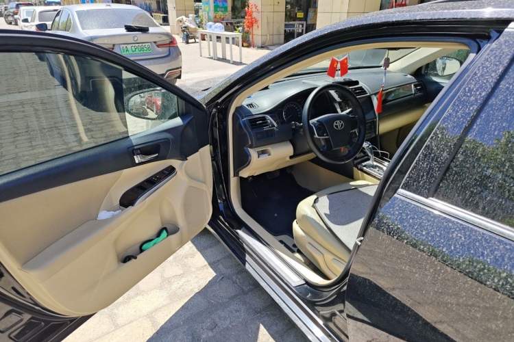 Used Toyota Camry 2015 2.0E Elite Edition Driver Seat