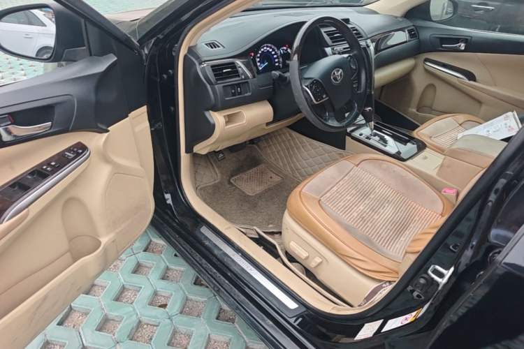 Used Toyota Camry 2015 2.0G Luxury Edition Driver Seat
