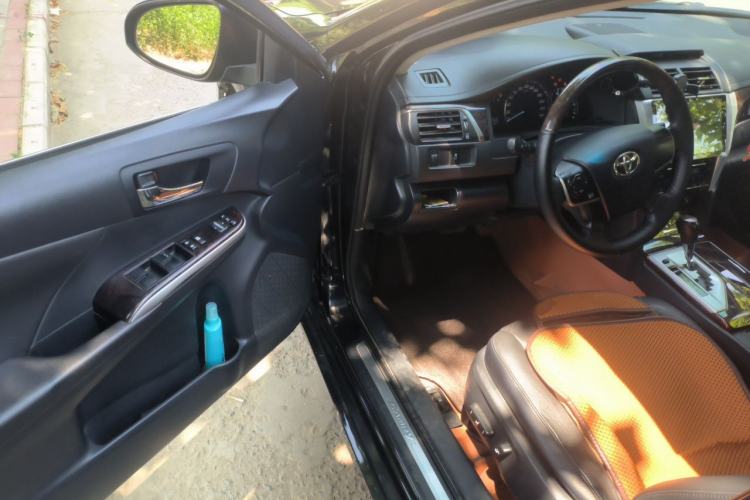 Used Toyota Camry 2015 2.0G Premier Edition Driver Seat