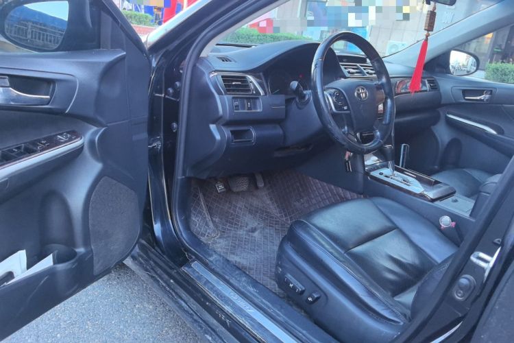 Used Toyota Camry 2015 2.0G Premier Edition Driver Seat