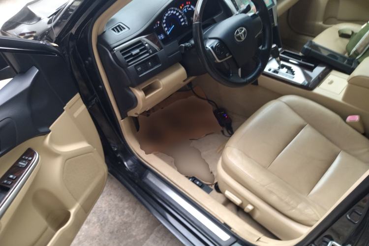Used Toyota Camry 2015 2.0G Premier Edition Driver Seat
