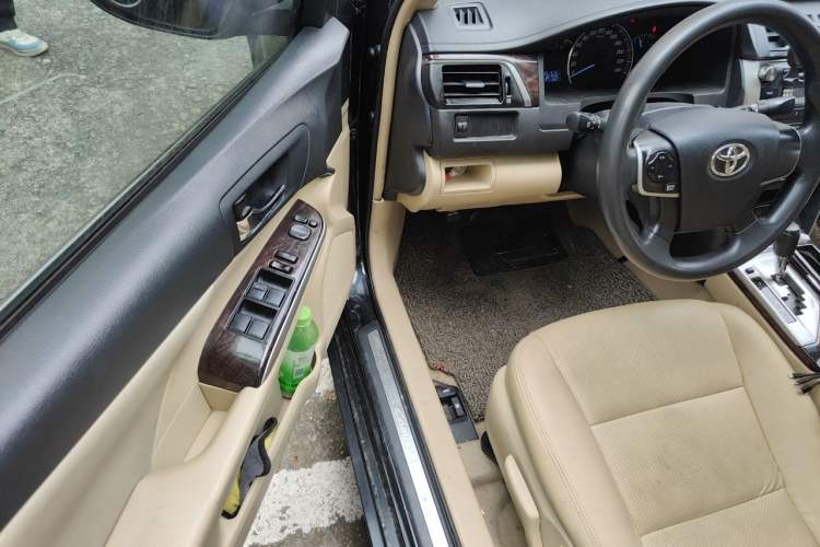 Used Toyota Camry 2015 2.0E Elite Edition Driver Seat