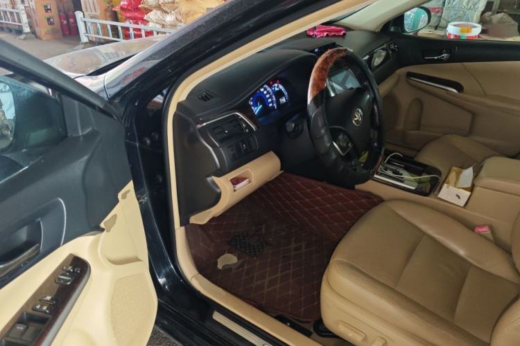 Used Toyota Camry 2015 2.0G Premier Edition Driver Seat