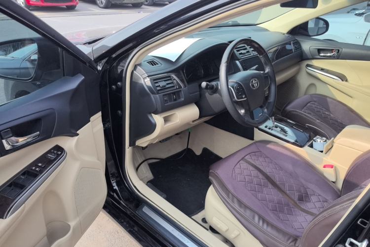 Used Toyota Camry 2015 2.0G Premier Edition Driver Seat