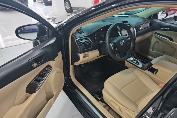 Used Toyota Camry 2015 2.0E Elite Edition Driver Seat