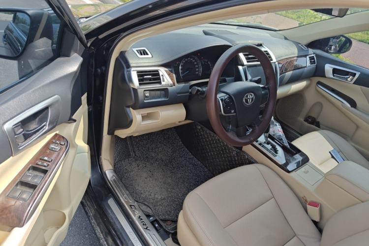 Used Toyota Camry 2015 2.0E Elite Edition Driver Seat