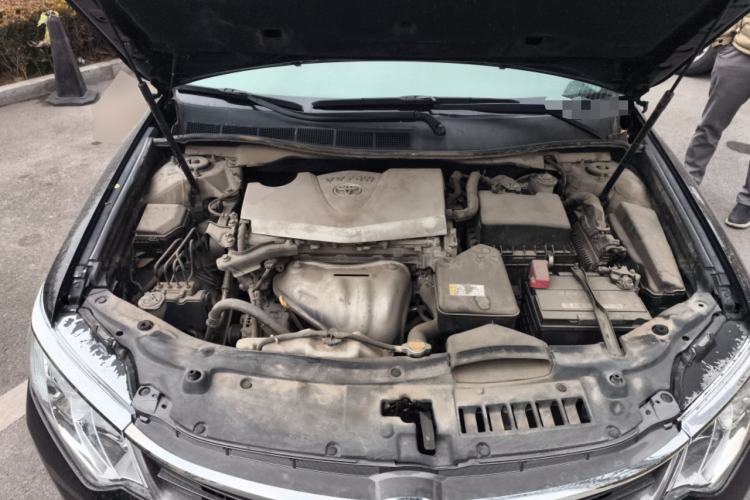 Used Toyota Camry 2015 2.0E Elite Edition Engine Bay