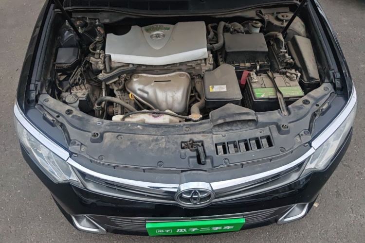 Used Toyota Camry 2015 2.0G Premier Edition Engine Bay