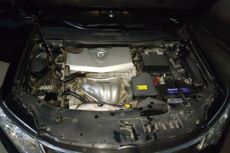 Used Toyota Camry 2015 2.0E Elite Edition Engine Bay