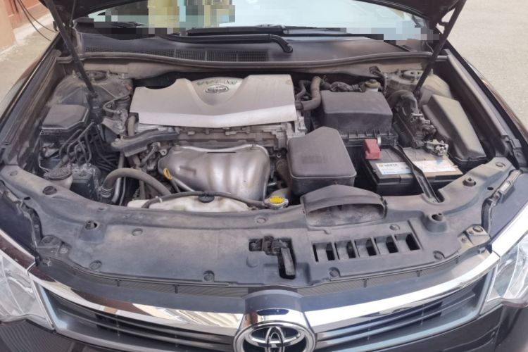 Used Toyota Camry 2015 2.0G Premier Edition Engine Bay