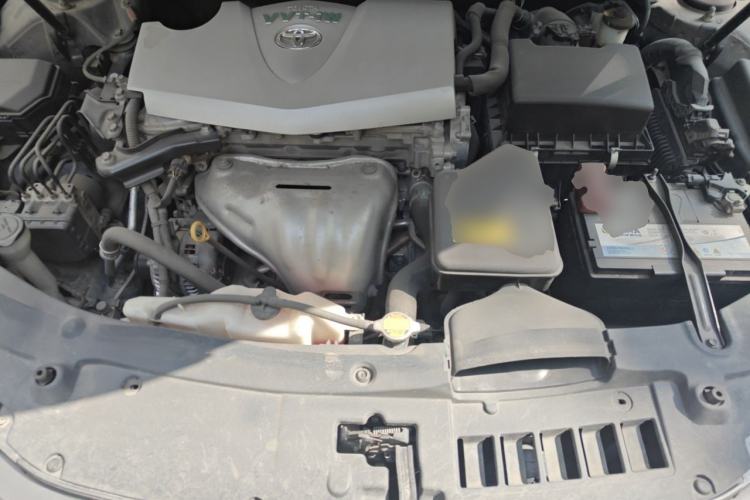 Used Toyota Camry 2015 2.0G Premier Edition Engine Bay