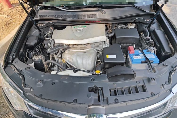 Used Toyota Camry 2015 2.0G Premier Edition Engine Bay