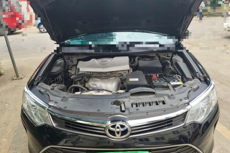 Used Toyota Camry 2015 2.0G Premier Edition Engine Bay