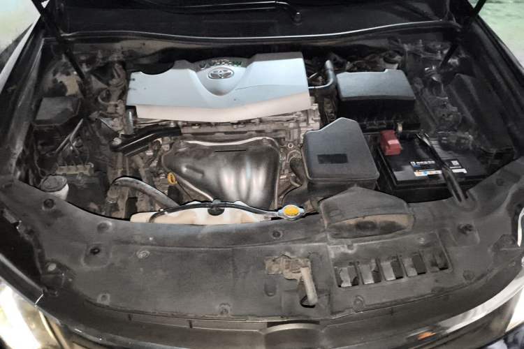 Used Toyota Camry 2015 2.0E Elite Edition Engine Bay