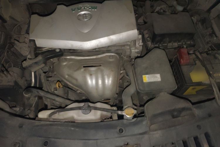 Used Toyota Camry 2015 2.0G Premier Edition Engine Bay