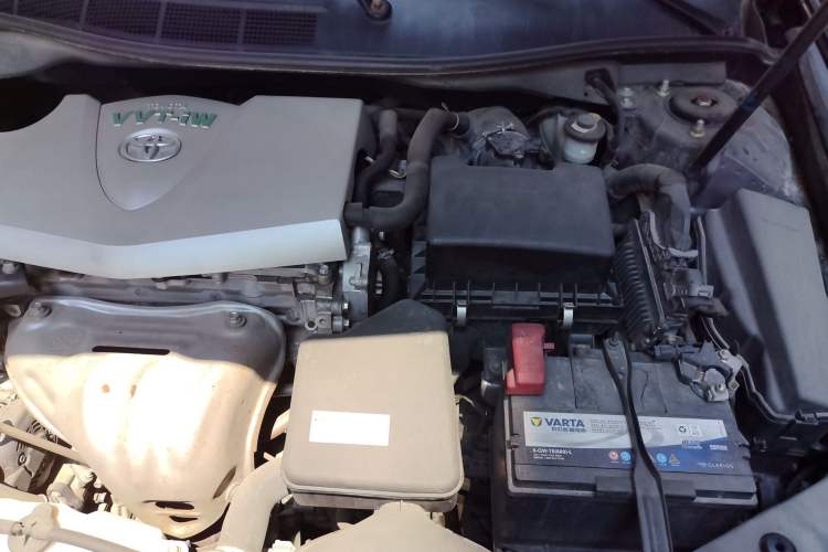 Used Toyota Camry 2015 2.0G Premier Edition Engine Bay Left