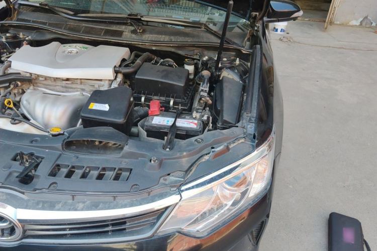 Used Toyota Camry 2015 2.0E Elite Edition Engine Bay Left