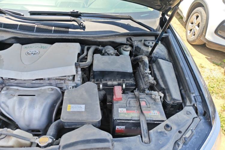 Used Toyota Camry 2015 2.0E Elite Edition Engine Bay Left