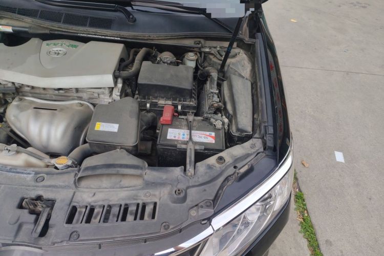 Used Toyota Camry 2015 2.0G Premier Edition Engine Bay Left