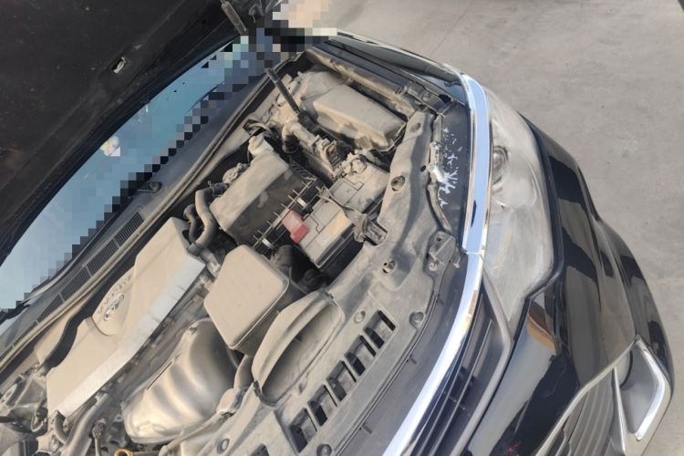 Used Toyota Camry 2015 2.0G Premier Edition Engine Bay Left
