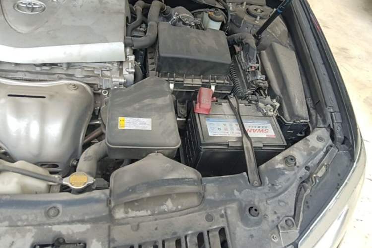 Used Toyota Camry 2015 2.0G Premier Edition Engine Bay Left